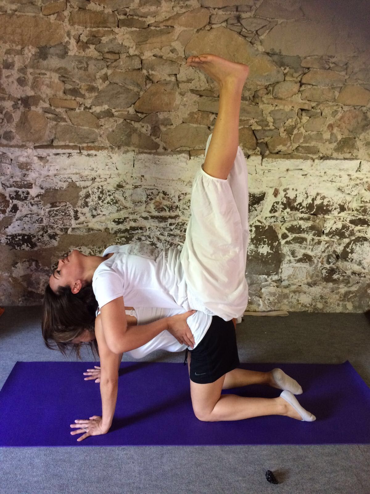 postura yoga poblenou yoga barcelona